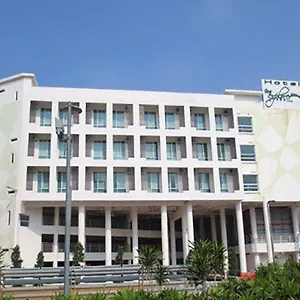 3* Hotel The Explorer